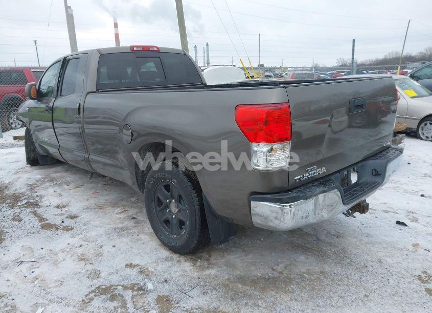 Photo 3 of 2010 Toyota Tundra GRADE 5.7L V8 (VIN 5TFCY5F13AX009786)