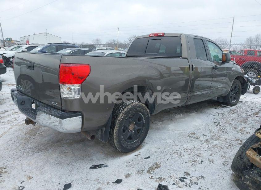 Photo 4 of 2010 Toyota Tundra GRADE 5.7L V8 (VIN 5TFCY5F13AX009786)