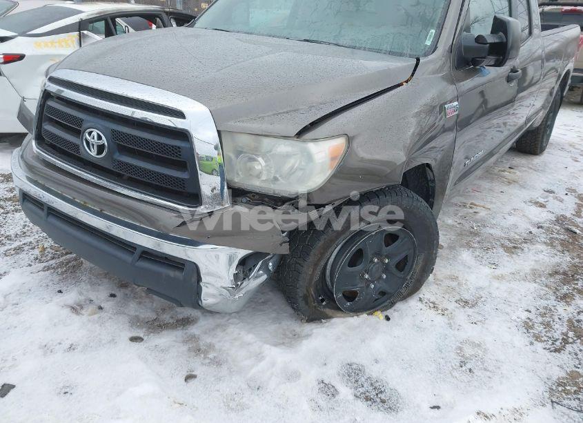 Photo 6 of 2010 Toyota Tundra GRADE 5.7L V8 (VIN 5TFCY5F13AX009786)
