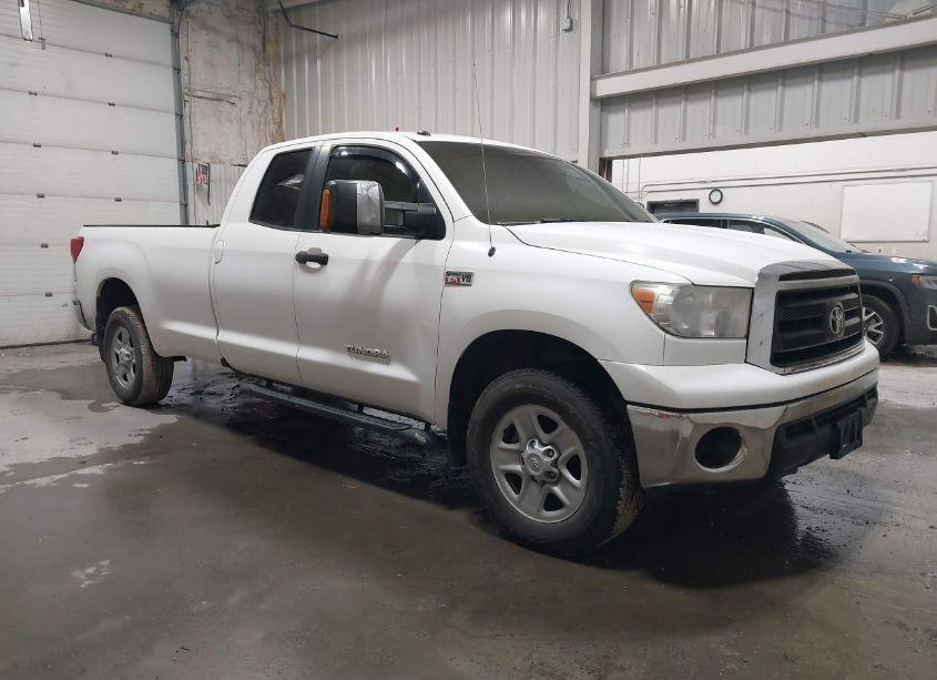2011 Toyota Tundra GRADE 5.7L V8 (VIN 5TFCY5F14BX011516) main photo
