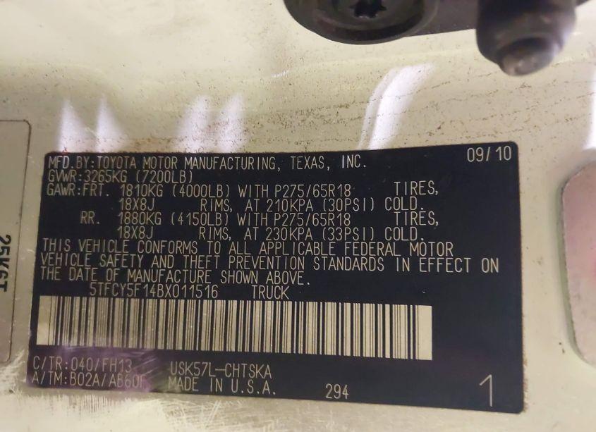 Photo 9 of 2011 Toyota Tundra GRADE 5.7L V8 (VIN 5TFCY5F14BX011516)