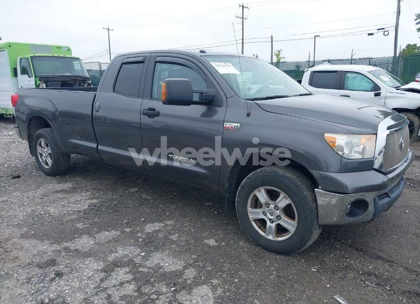 2011 Toyota Tundra GRADE 5.7L V8 (VIN 5TFCY5F16BX012070) main photo