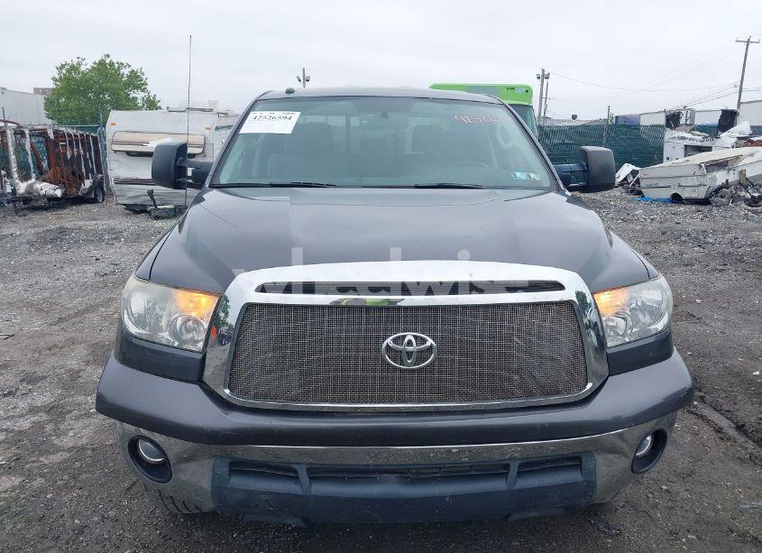 Photo 12 of 2011 Toyota Tundra GRADE 5.7L V8 (VIN 5TFCY5F16BX012070)