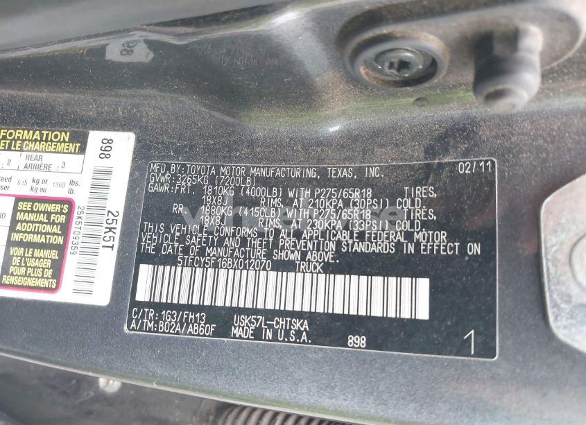 Photo 9 of 2011 Toyota Tundra GRADE 5.7L V8 (VIN 5TFCY5F16BX012070)