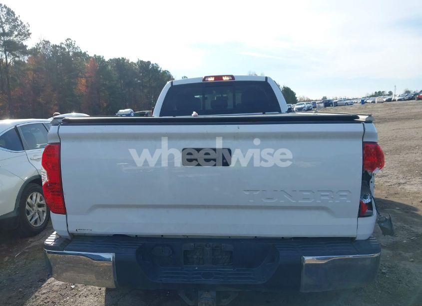 Photo 16 of 2017 Toyota Tundra SR5 5.7L V8 (VIN 5TFCY5F16HX020937)