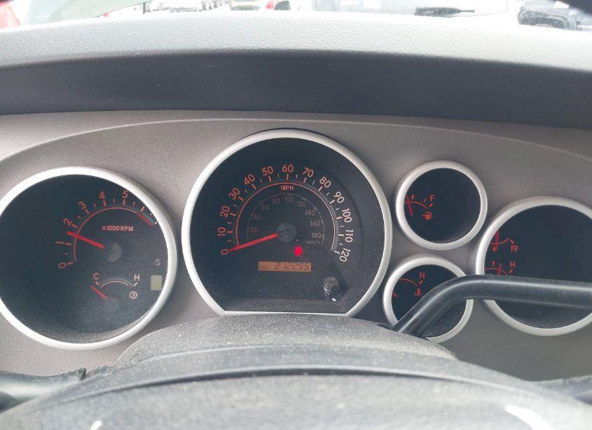 Photo 7 of 2013 Toyota Tundra GRADE 5.7L V8 (VIN 5TFCY5F19DX015130)