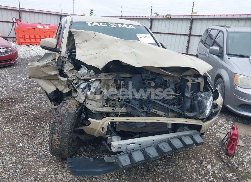 Photo 6 of 2017 Toyota Tacoma SR5 V6 (VIN 5TFCZ5AN0HX049163)