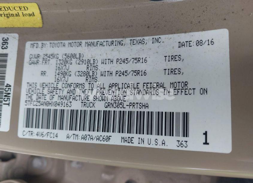 Photo 9 of 2017 Toyota Tacoma SR5 V6 (VIN 5TFCZ5AN0HX049163)