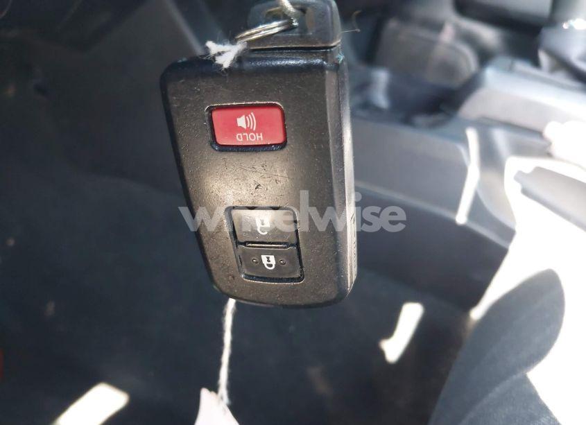 Photo 11 of 2017 Toyota Tacoma TRD OFF ROAD (VIN 5TFCZ5AN0HX054041)