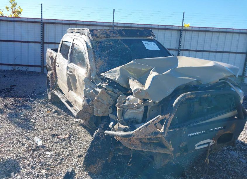 Photo 6 of 2017 Toyota Tacoma TRD OFF ROAD (VIN 5TFCZ5AN0HX118269)