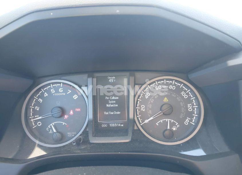 Photo 7 of 2018 Toyota Tacoma TRD OFF ROAD (VIN 5TFCZ5AN0JX140424)