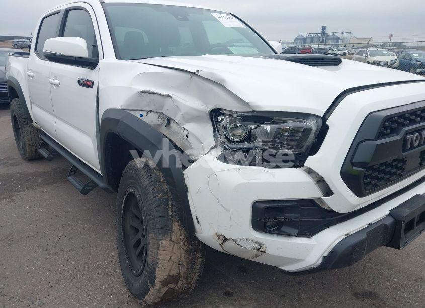 Photo 6 of 2019 Toyota Tacoma TRD PRO (VIN 5TFCZ5AN0KX190354)
