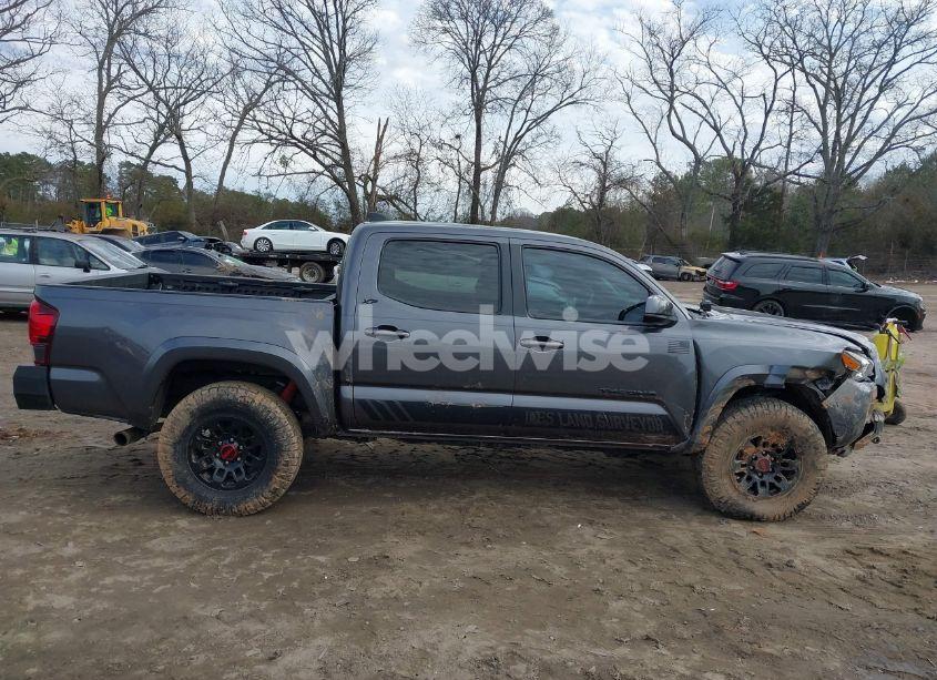 Photo 13 of 2021 Toyota Tacoma SR5 V6 (VIN 5TFCZ5AN0MX257568)