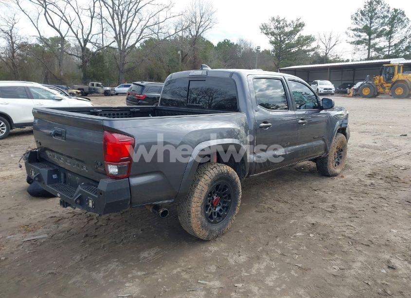 Photo 4 of 2021 Toyota Tacoma SR5 V6 (VIN 5TFCZ5AN0MX257568)