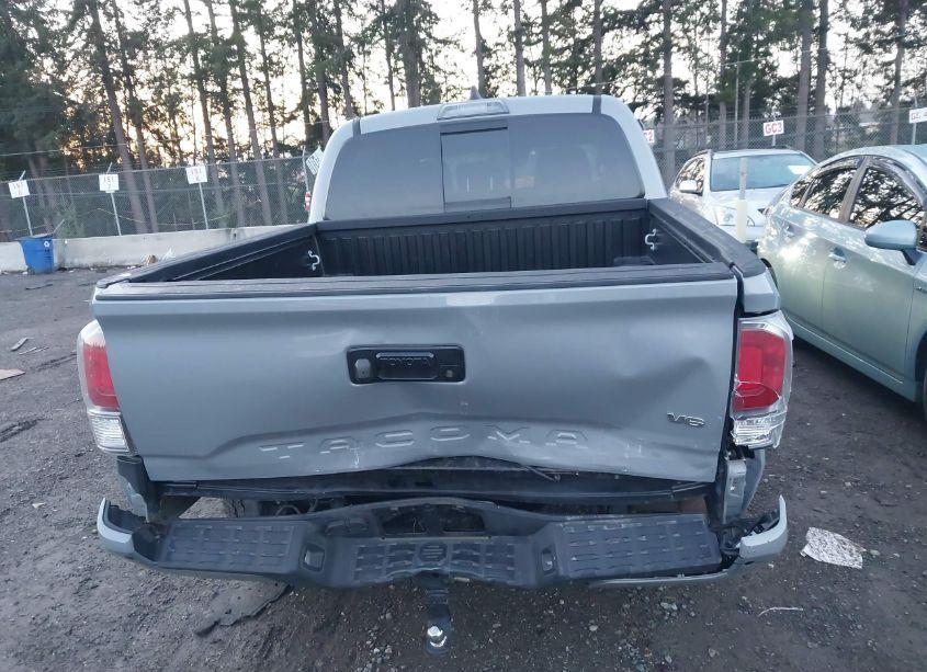 Photo 16 of 2021 Toyota Tacoma TRD OFF-ROAD (VIN 5TFCZ5AN0MX263001)