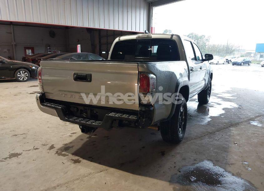 Photo 4 of 2021 Toyota Tacoma TRD OFF-ROAD (VIN 5TFCZ5AN0MX268067)