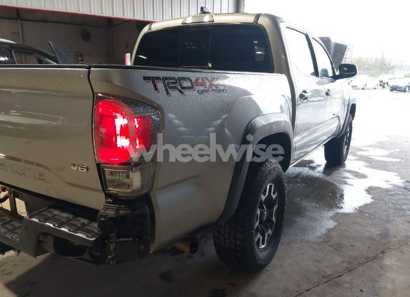 Photo 6 of 2021 Toyota Tacoma TRD OFF-ROAD (VIN 5TFCZ5AN0MX268067)