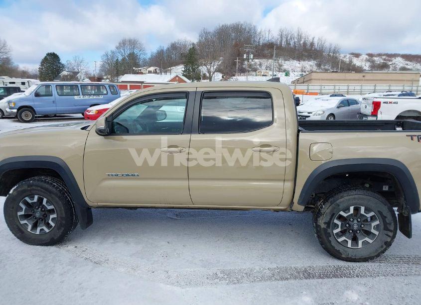 Photo 15 of 2016 Toyota Tacoma TRD OFF ROAD (VIN 5TFCZ5AN1GX007745)