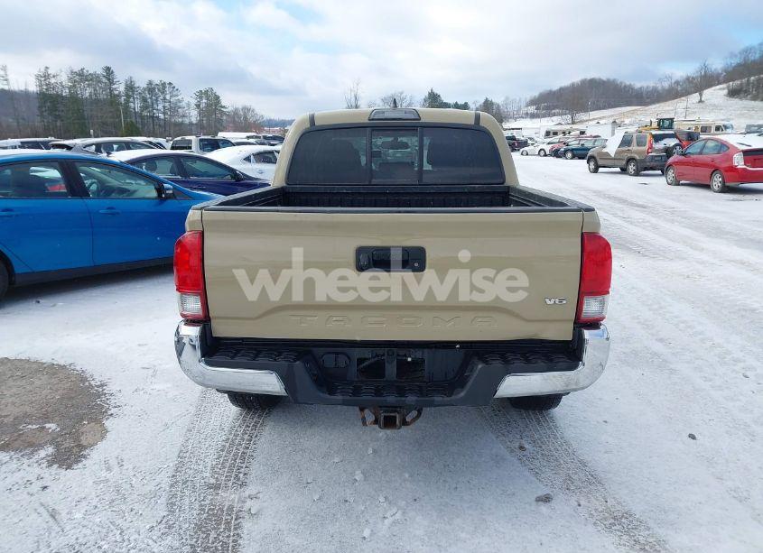 Photo 17 of 2016 Toyota Tacoma TRD OFF ROAD (VIN 5TFCZ5AN1GX007745)