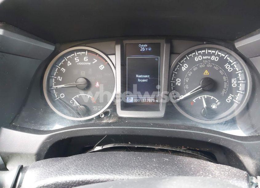 Photo 7 of 2016 Toyota Tacoma TRD OFF ROAD (VIN 5TFCZ5AN1GX007745)