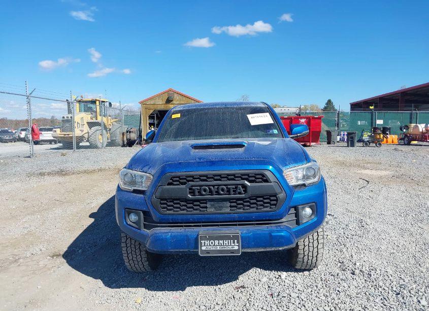 Photo 12 of 2016 Toyota Tacoma TRD SPORT (VIN 5TFCZ5AN1GX025341)