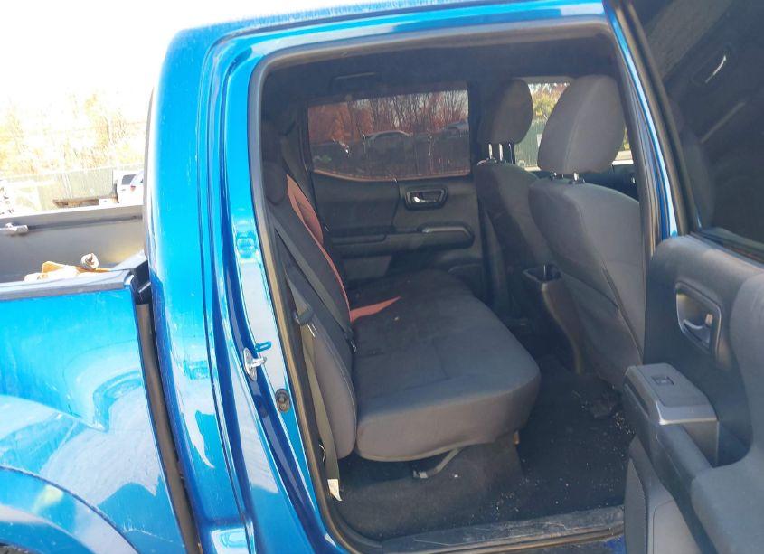 Photo 8 of 2016 Toyota Tacoma TRD SPORT (VIN 5TFCZ5AN1GX025341)