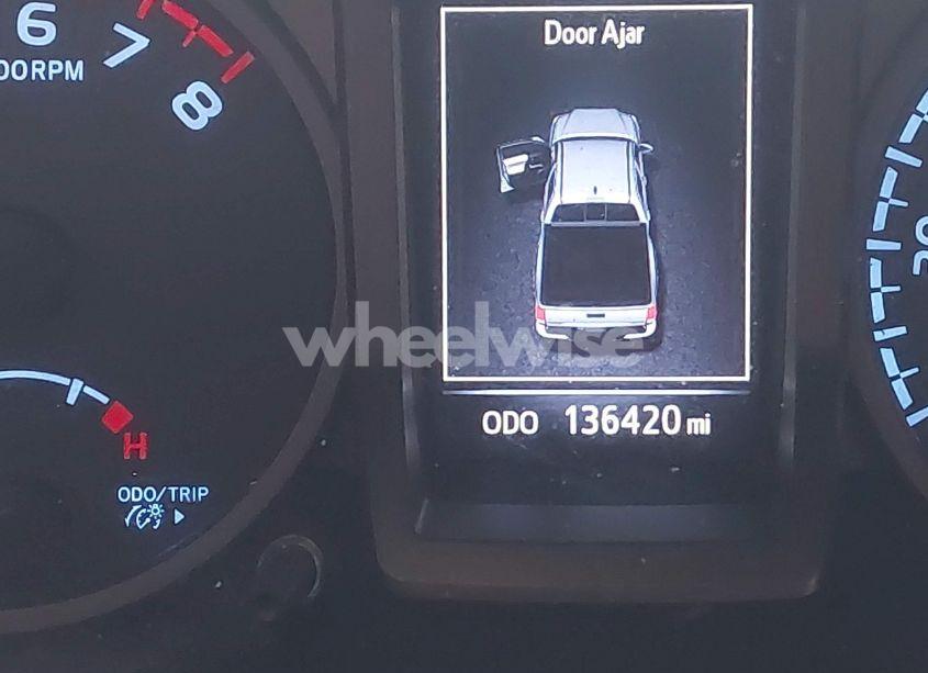 Photo 7 of 2017 Toyota Tacoma TRD SPORT (VIN 5TFCZ5AN1HX060429)