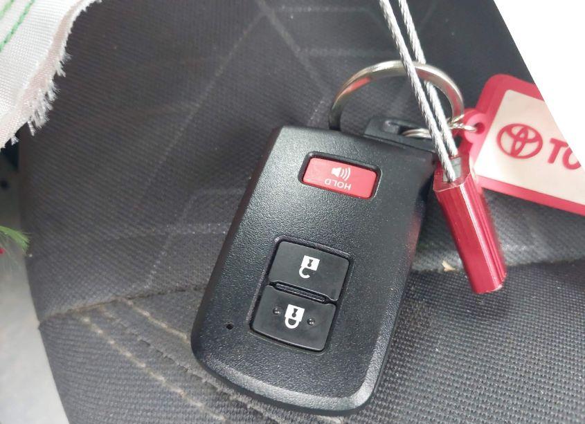 Photo 11 of 2017 Toyota Tacoma TRD SPORT (VIN 5TFCZ5AN1HX104414)