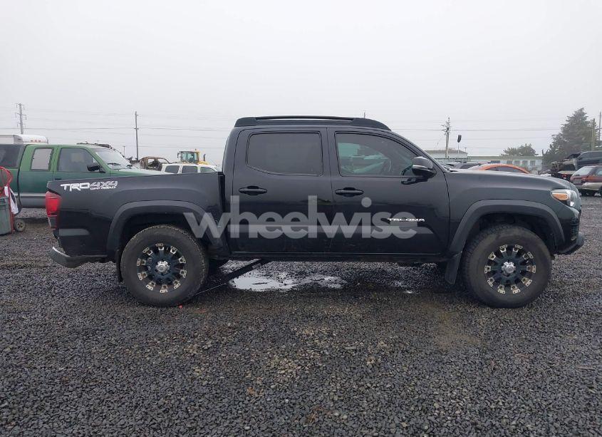 Photo 13 of 2018 Toyota Tacoma TRD OFF ROAD (VIN 5TFCZ5AN1JX125270)
