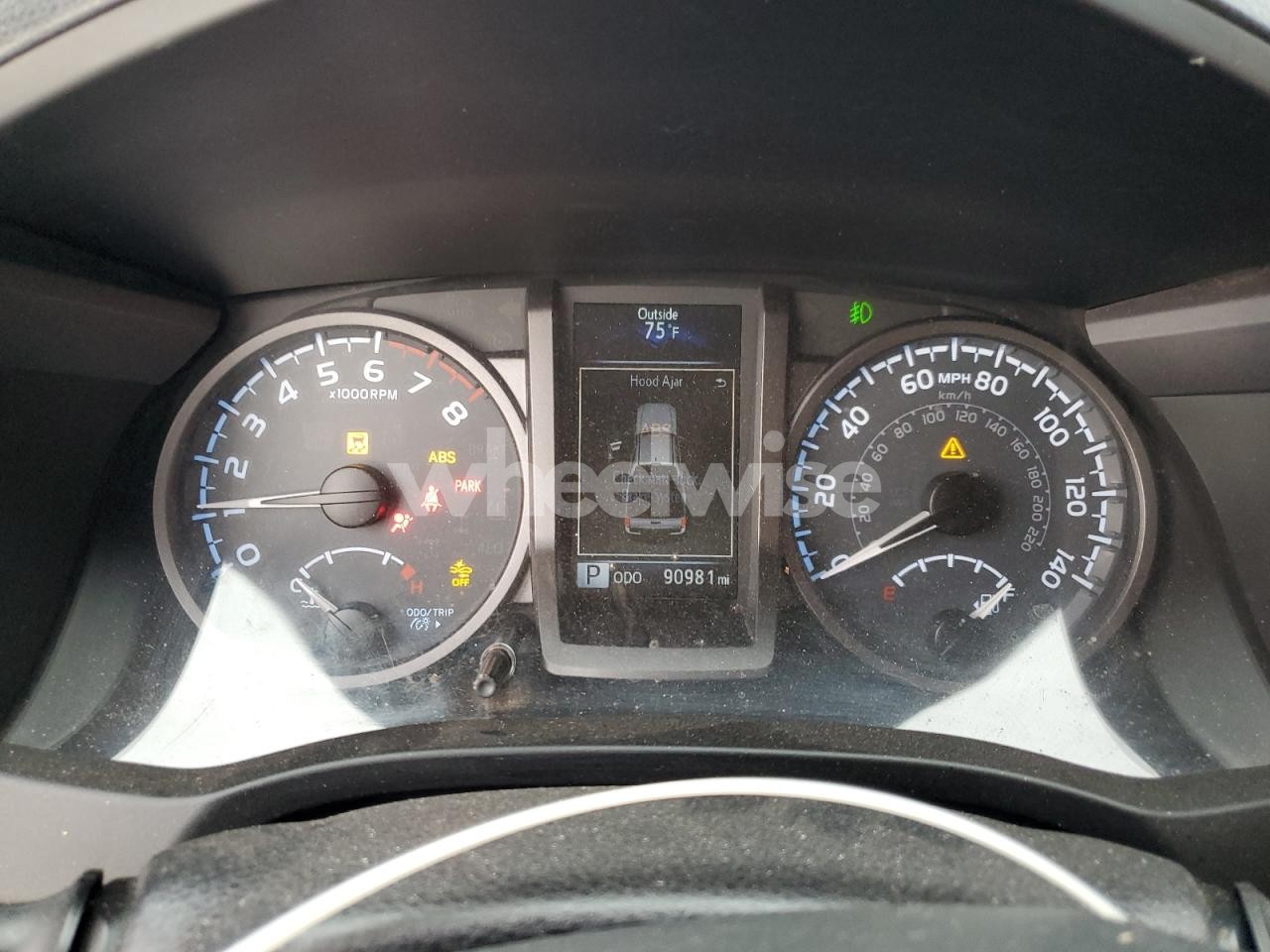 Photo 9 of 2018 TOYOTA TACOMA DOUBLE CAB (VIN 5TFCZ5AN1JX156213)