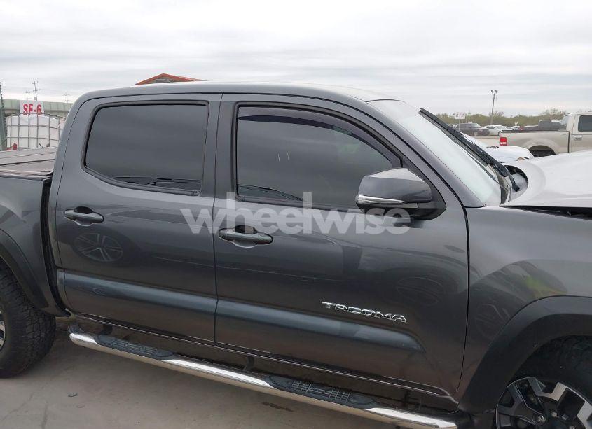 Photo 14 of 2019 Toyota Tacoma TRD OFF ROAD (VIN 5TFCZ5AN1KX166385)