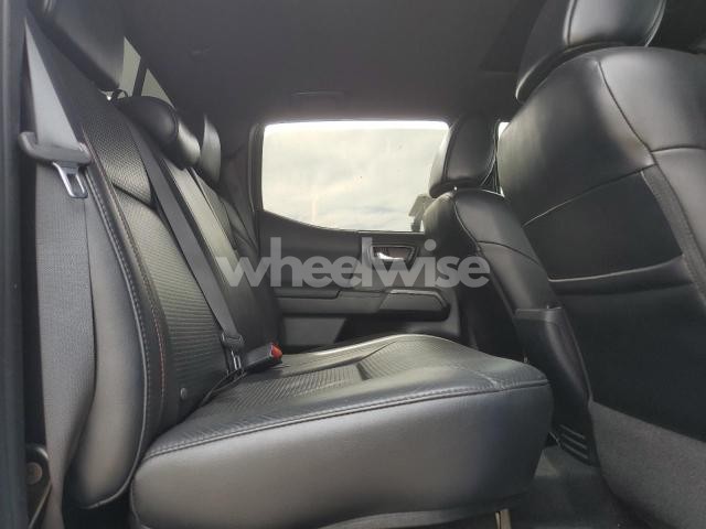 Photo 10 of 2019 TOYOTA TACOMA DOUBLE CAB (VIN 5TFCZ5AN1KX168783)