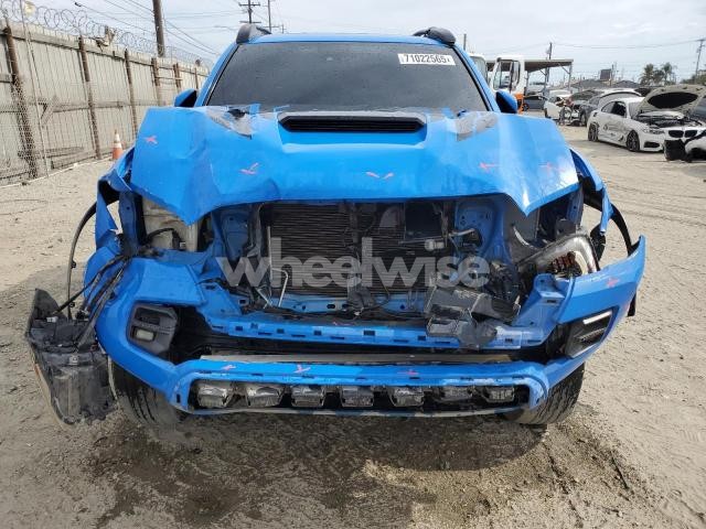 Photo 2 of 2019 TOYOTA TACOMA DOUBLE CAB (VIN 5TFCZ5AN1KX168783)