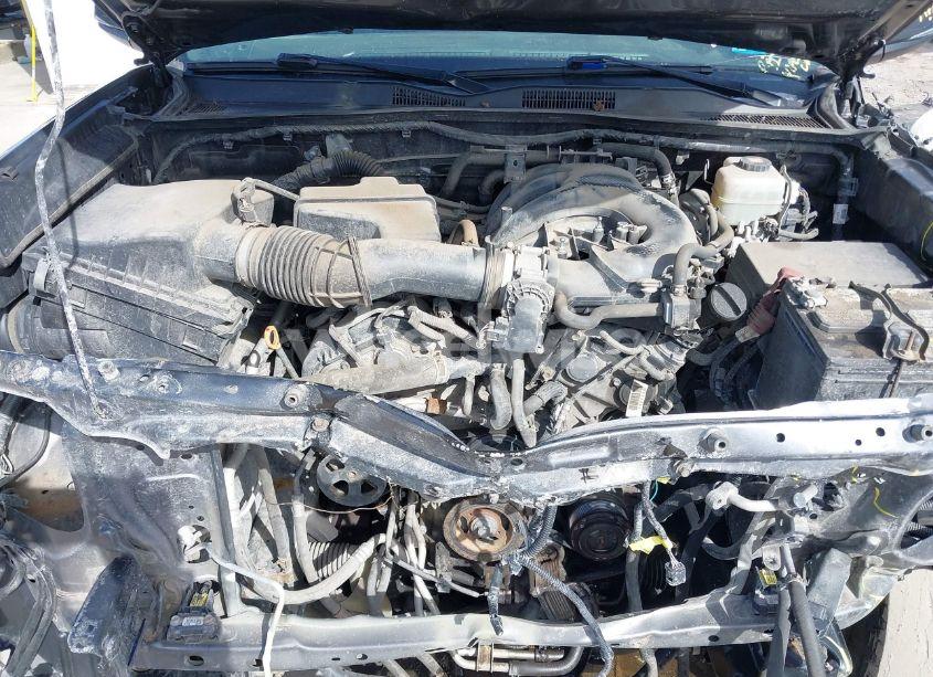 Photo 10 of 2019 Toyota Tacoma TRD OFF ROAD (VIN 5TFCZ5AN1KX178939)
