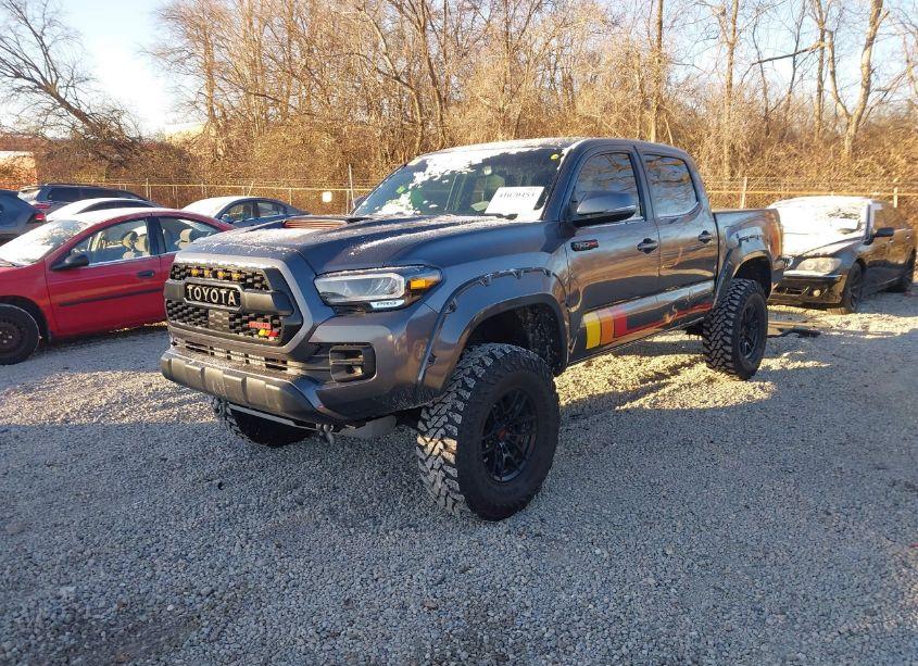 Photo 2 of 2020 Toyota Tacoma TRD PRO (VIN 5TFCZ5AN1LX244200)