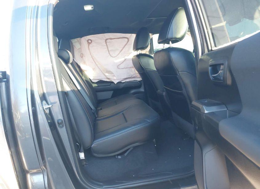 Photo 8 of 2020 Toyota Tacoma TRD PRO (VIN 5TFCZ5AN1LX244200)