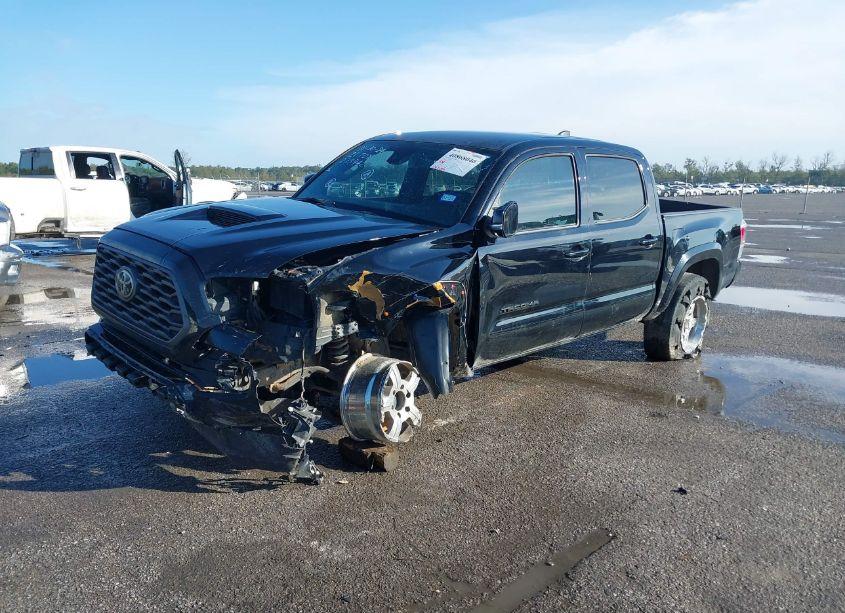 Photo 2 of 2021 Toyota Tacoma TRD SPORT (VIN 5TFCZ5AN1MX273942)