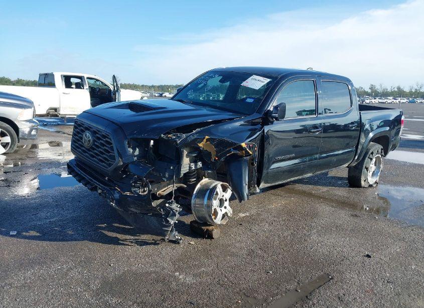 Photo 6 of 2021 Toyota Tacoma TRD SPORT (VIN 5TFCZ5AN1MX273942)