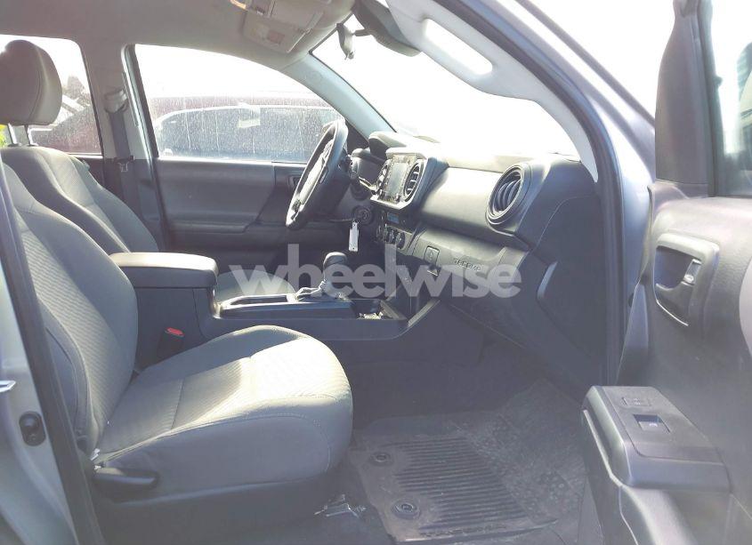 Photo 5 of 2021 Toyota Tacoma SR V6 (VIN 5TFCZ5AN1MX280017)