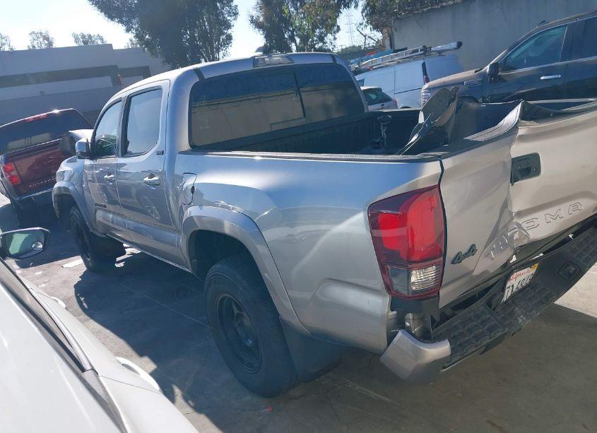 Photo 3 of 2021 Toyota Tacoma SR5 V6 (VIN 5TFCZ5AN1MX282401)