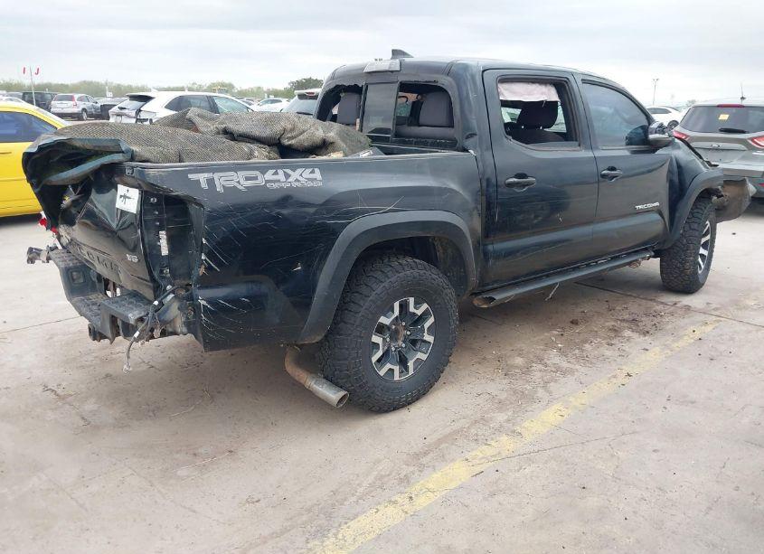 Photo 4 of 2017 Toyota Tacoma TRD OFF ROAD (VIN 5TFCZ5AN2HX082665)