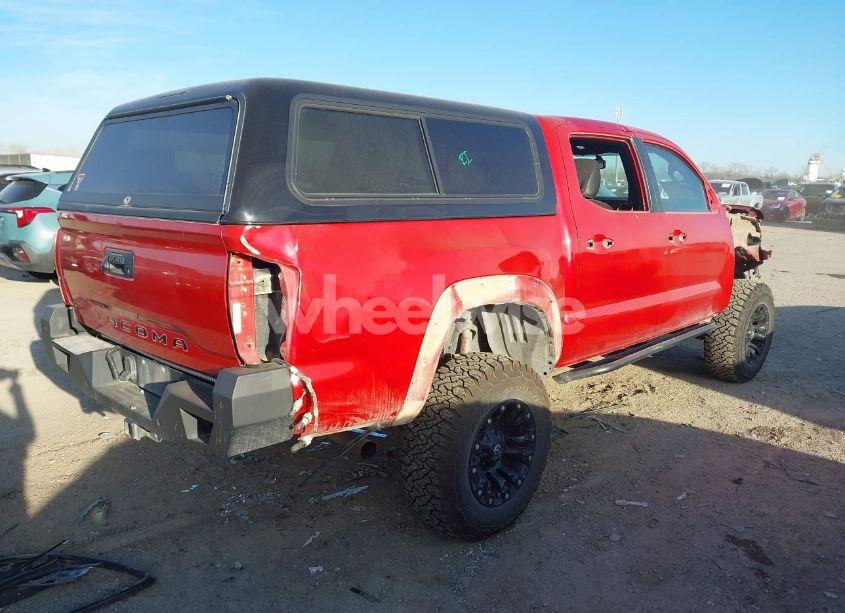 Photo 4 of 2017 Toyota Tacoma TRD OFF ROAD (VIN 5TFCZ5AN2HX088269)