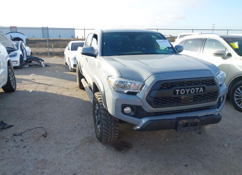 2020 Toyota Tacoma TRD OFF-ROAD (VIN 5TFCZ5AN2LX234078) main photo