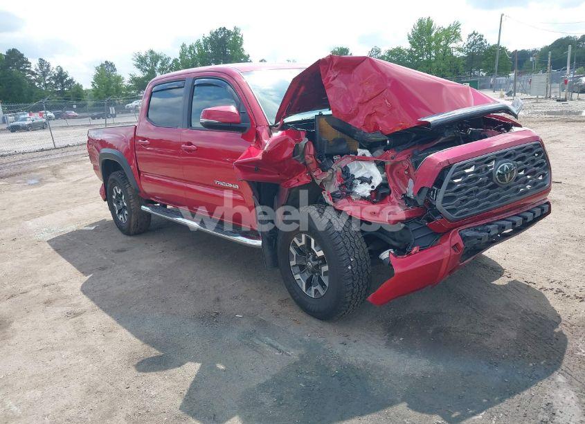 2021 Toyota Tacoma TRD OFF-ROAD (VIN 5TFCZ5AN2MX263159) main photo