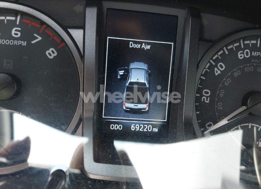 Photo 14 of 2021 Toyota Tacoma TRD OFF-ROAD (VIN 5TFCZ5AN2MX263159)