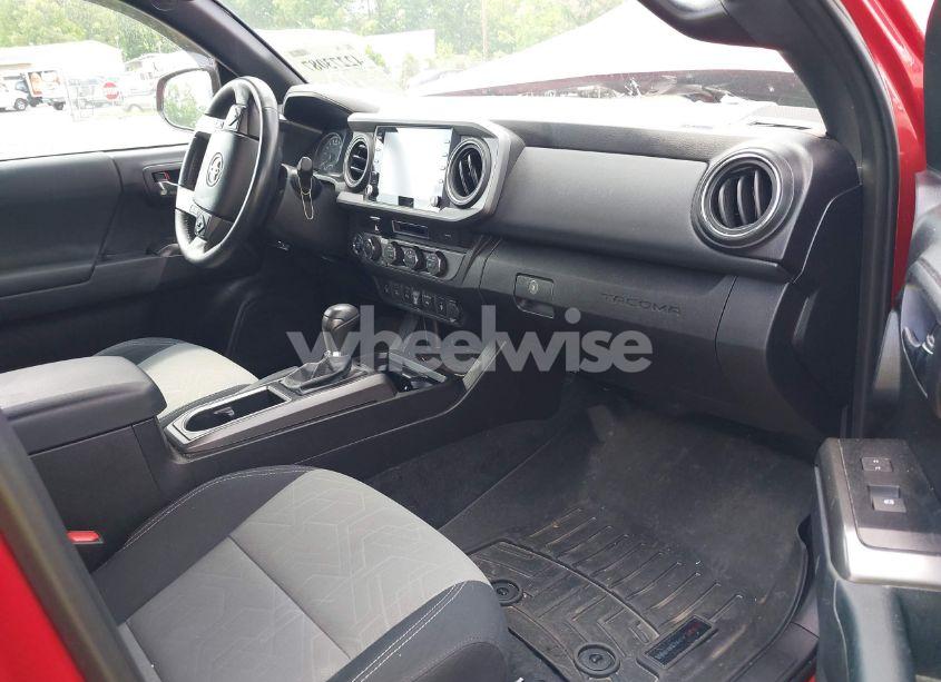 Photo 5 of 2021 Toyota Tacoma TRD OFF-ROAD (VIN 5TFCZ5AN2MX263159)