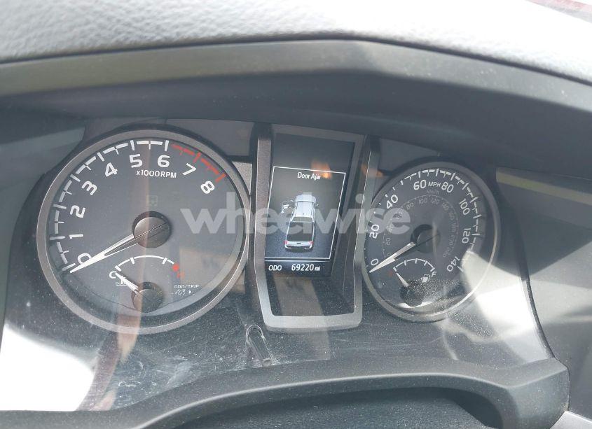 Photo 7 of 2021 Toyota Tacoma TRD OFF-ROAD (VIN 5TFCZ5AN2MX263159)