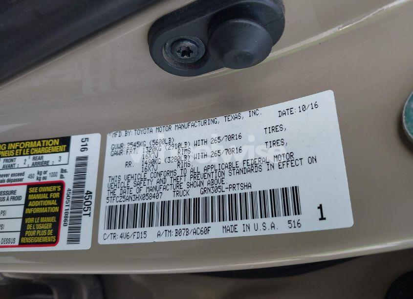 Photo 9 of 2017 Toyota Tacoma TRD OFF ROAD (VIN 5TFCZ5AN3HX058407)