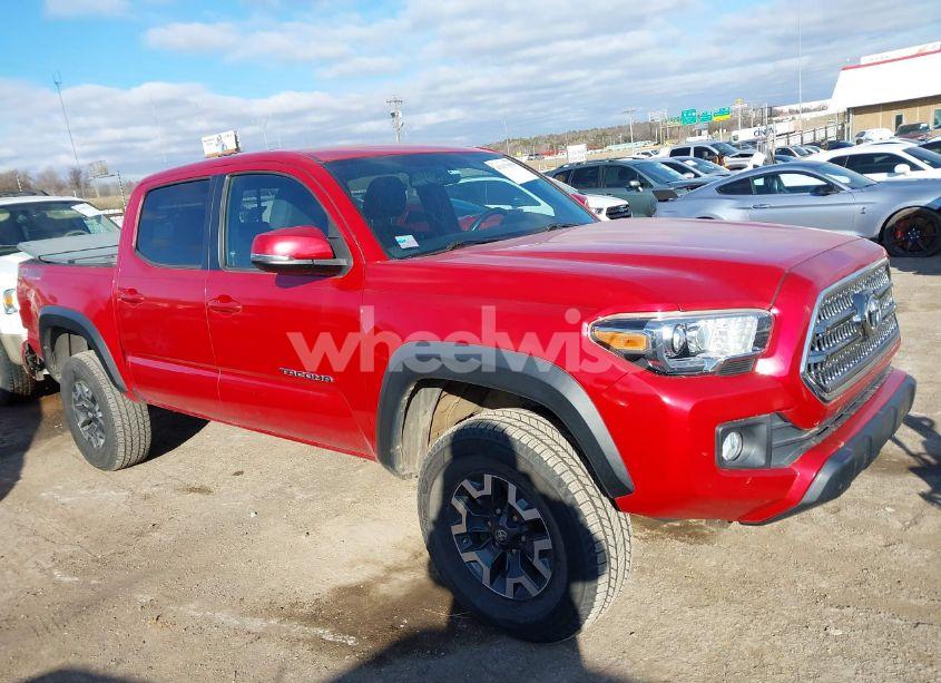 Photo 13 of 2017 Toyota Tacoma TRD OFF ROAD (VIN 5TFCZ5AN3HX080276)