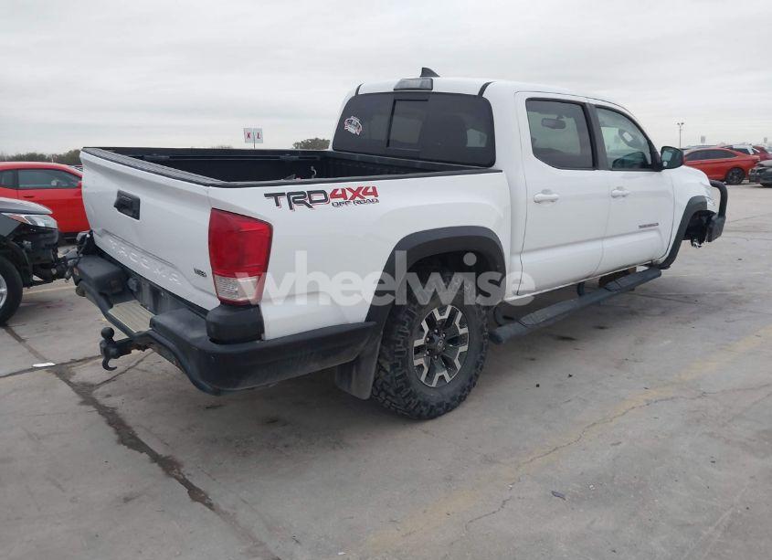 Photo 4 of 2017 Toyota Tacoma TRD OFF ROAD (VIN 5TFCZ5AN3HX109338)